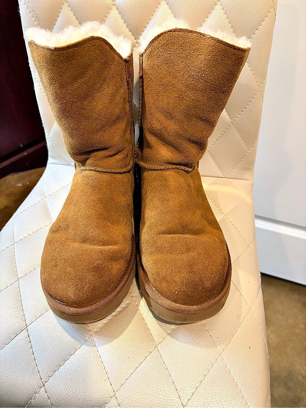 UGG Classic Short II Suede Winter Boots in Brown